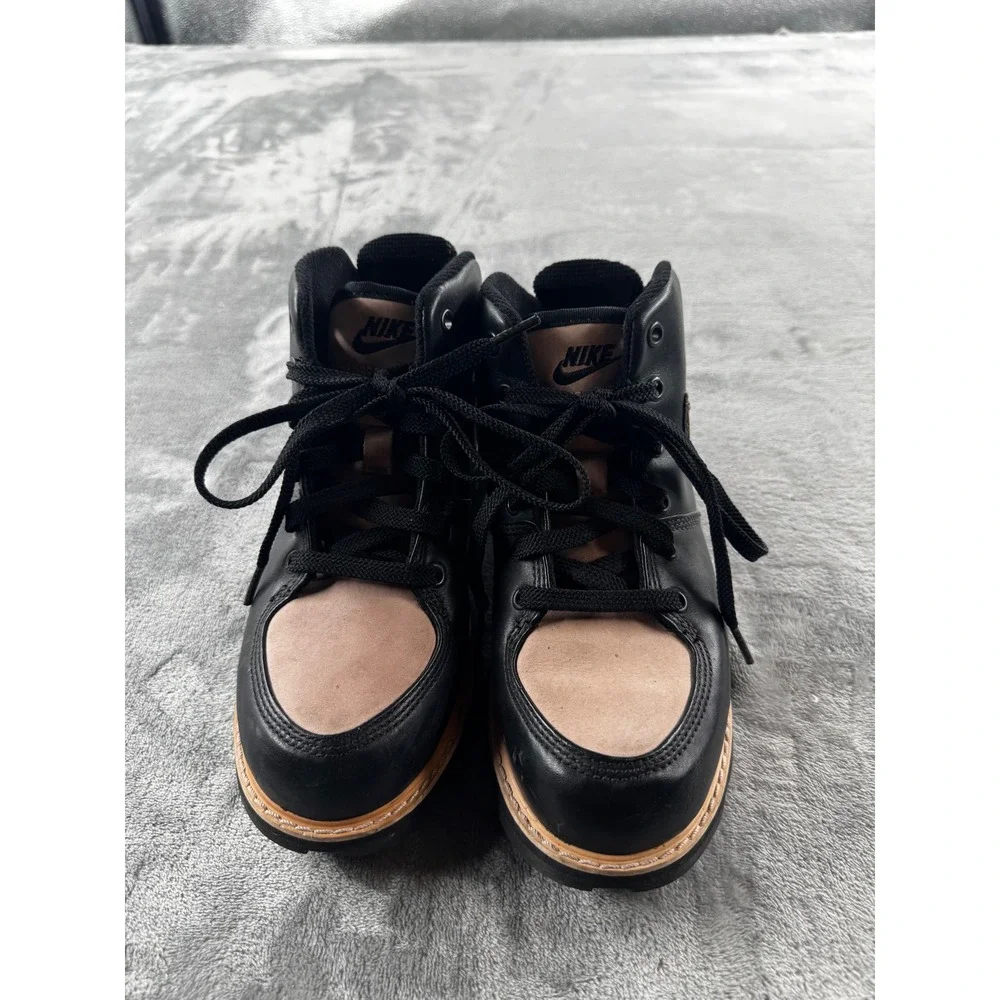 Nike Manoa Leather Boots Womens 7.5 Black Tan Mid Top Hiking Sneakers 308671-061